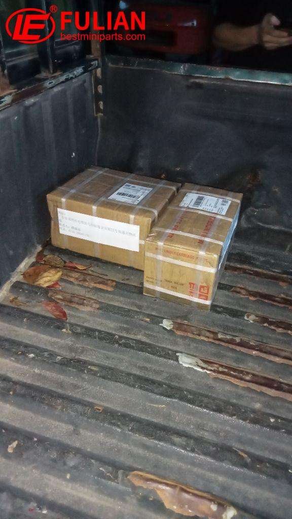 to germany, idlers for bobcat t300 shipped (2)