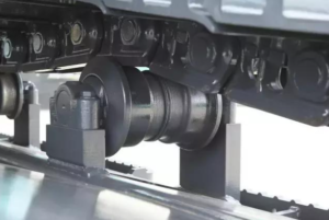 why top roller seal failures are rising on dusty and wet job sites
